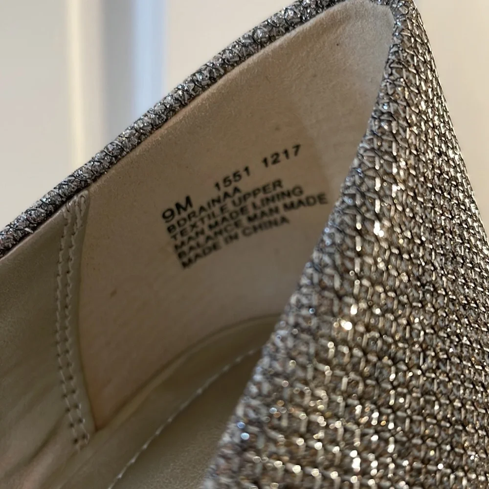 ⚜️Sparkly Bandalino Peep Toe Dress Pumps Size 9M ⚜️